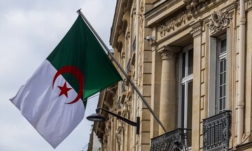 الجزایر نقش عمان در میانجی‌گری میان ایران و آمریکا را ستود