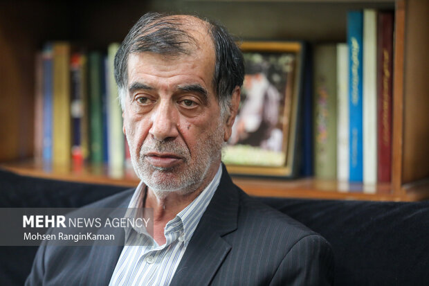 باهنر: رئیسی «با آقا اجازه» از مسئولیت شانه خالی نمی‌کرد