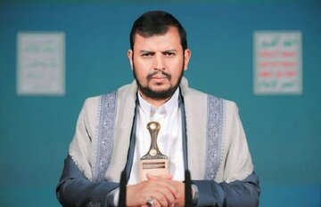 رهبر انصارالله: سکوت عرب‌ها برای چیست؟/دو میلیارد مسلمان غزه را رها کرده‌اند
