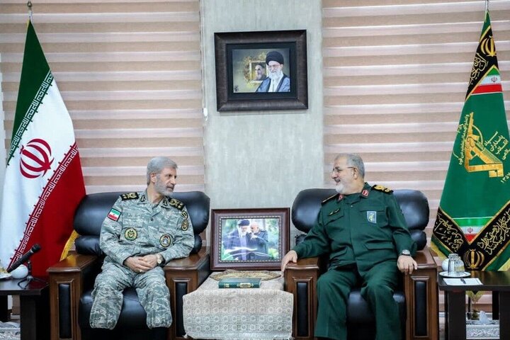 سرلشکر پاکپور: برای تکرار ضربه به دشمن در آمادگی کامل هستیم