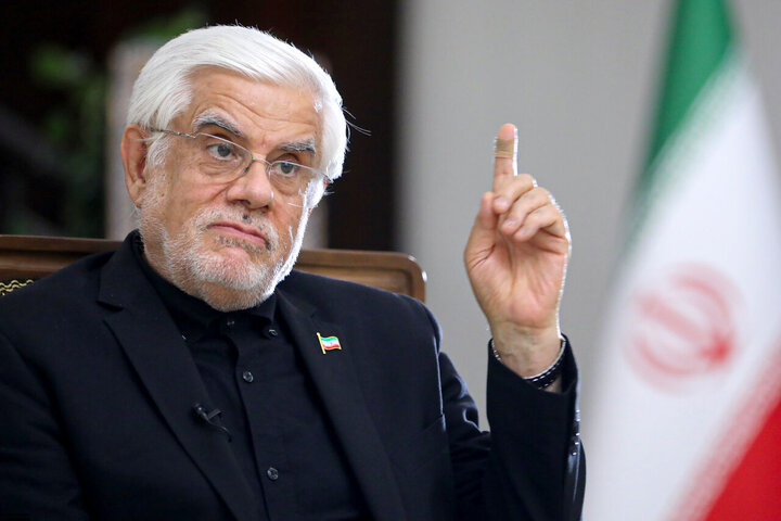 عارف: با فرماندهی فرمانده کل قوا و آمادگی دولت جنگ را مدیریت کردیم