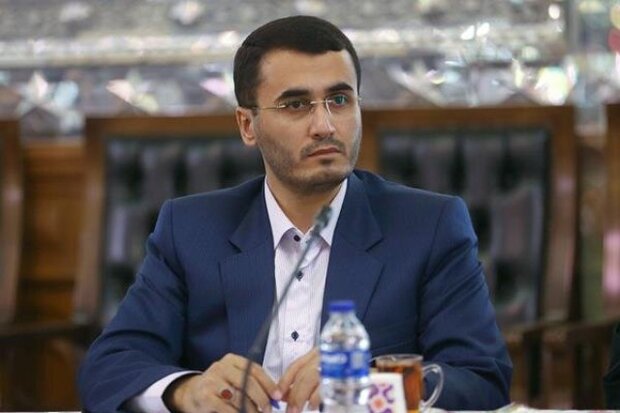 متفکرآزاد: باید تمام سخنان، حول محور وحدت و انسجام ملی شکل بگیرد