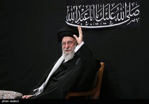 مراسم عزادارای شب عاشورای حسینی(ع) در حسینیه امام خمینی(ره) با حضور رهبر معظم انقلاب