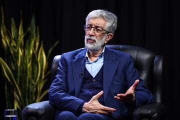 نظر حدادعادل درباره طرح عدم کفایت رئیس جمهور/ اسرائیل فکر می‌کرد با غافلگیری روز اول به اهداف خود خواهد رسید