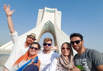 معاون وزیر گردشگری: ۲۴۰ میلیون دلار ارزآوری سالانه،ٰ اگر ۳۰۰ هزار گردشگر مصری به ایران بیایند