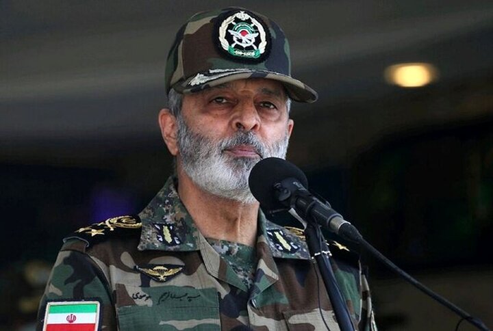 ملت ایران توان تولید قدرت حتی در پیچیده‌ترین میدان‌ها را دارد