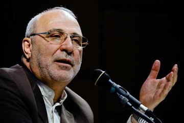 حاجی‌دلیگانی: خروج از NPT واکنش به ادامه برجام است نه برگشت تحریم‌ها/ ۱۰ طرح خروج از NPT در مجلس/ ماجرای نماینده‌ای که یک تنه سه طرح خروج از NPT نوشت
