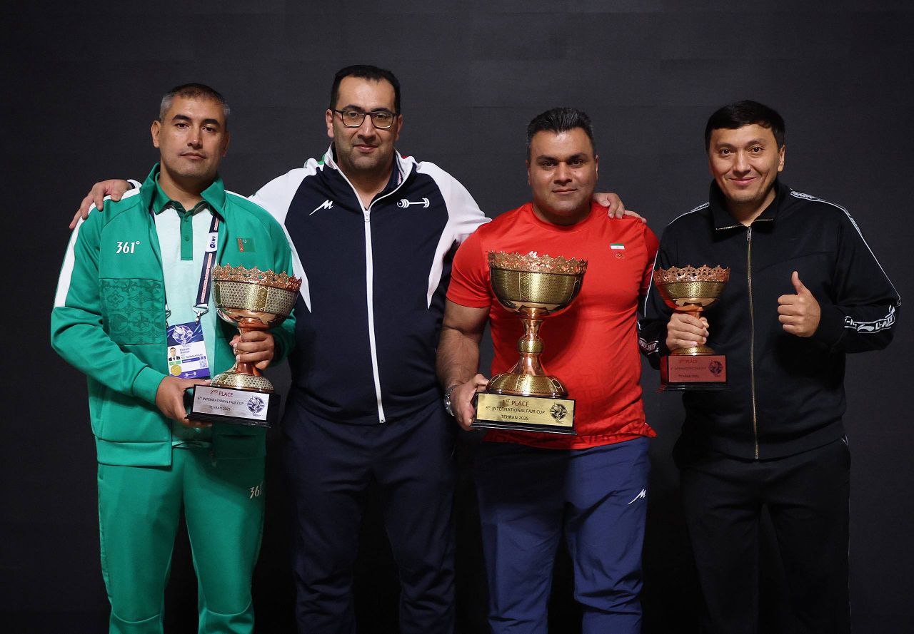 «فجر کاپ» تورنمتی که با استقبال وزنه برداران خارجی همراه نشد/// جام خودمونی!